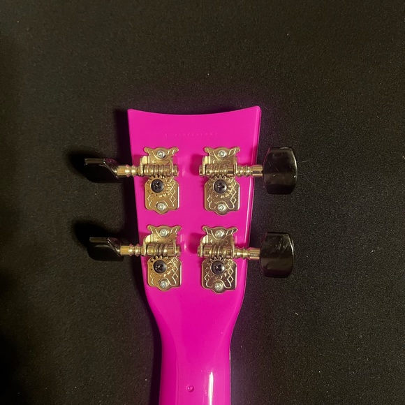 Fancy Nancy First Act Guitar - Picture 9 of 10